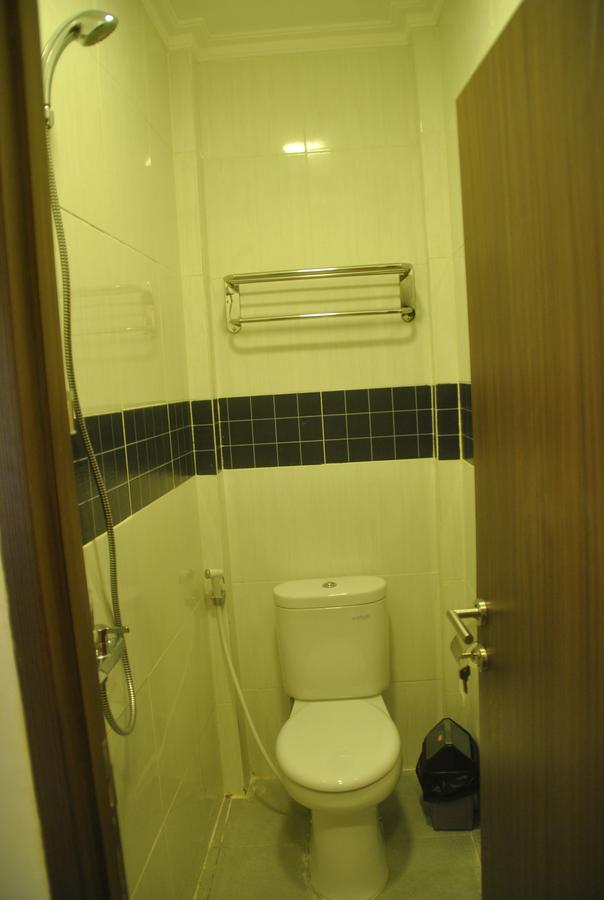 Djo Front One Inn Bengkulu Zewnętrze zdjęcie