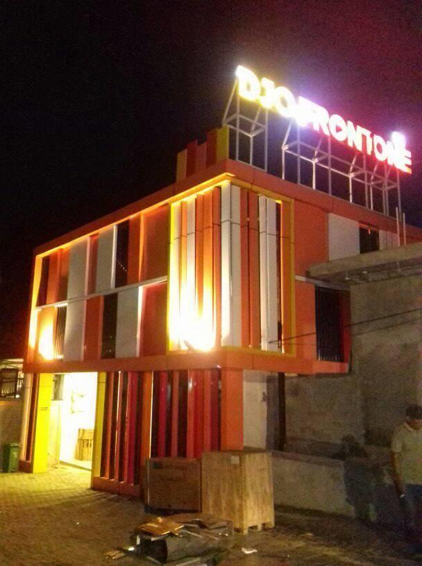 Djo Front One Inn Bengkulu Zewnętrze zdjęcie