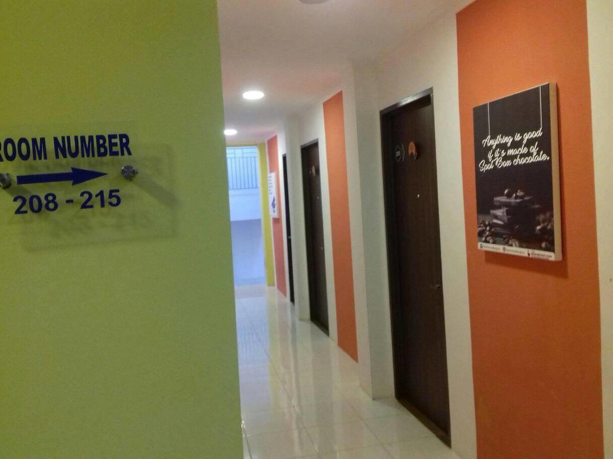 Djo Front One Inn Bengkulu Zewnętrze zdjęcie