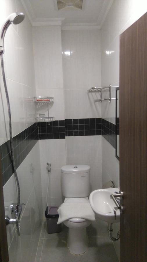 Djo Front One Inn Bengkulu Zewnętrze zdjęcie