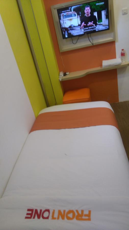 Djo Front One Inn Bengkulu Zewnętrze zdjęcie