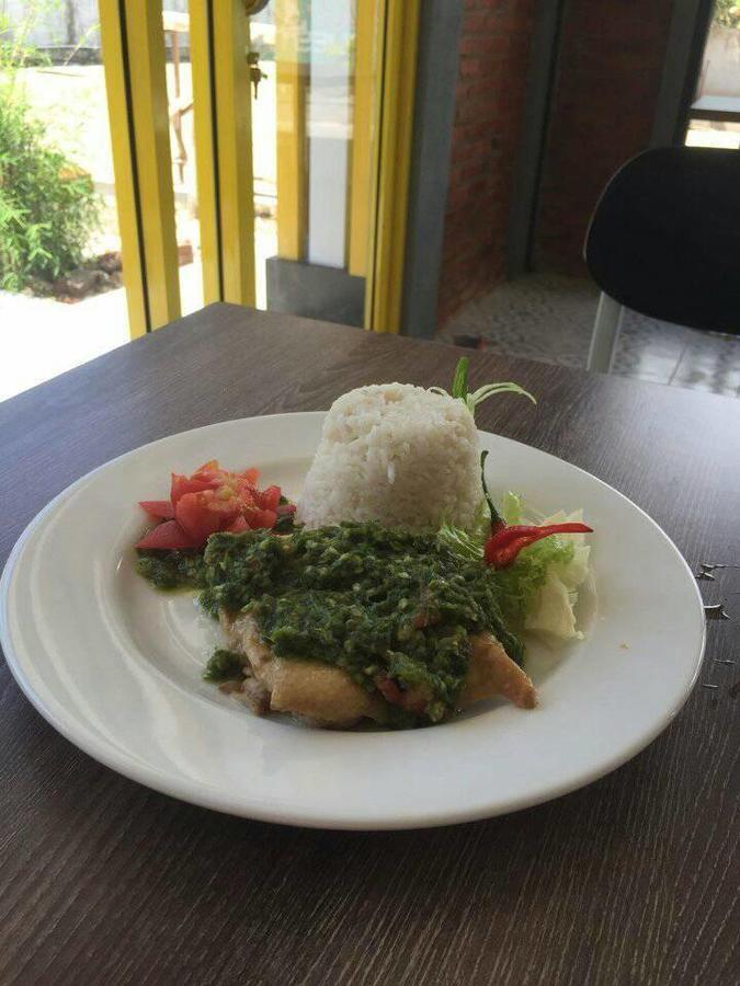 Djo Front One Inn Bengkulu Zewnętrze zdjęcie