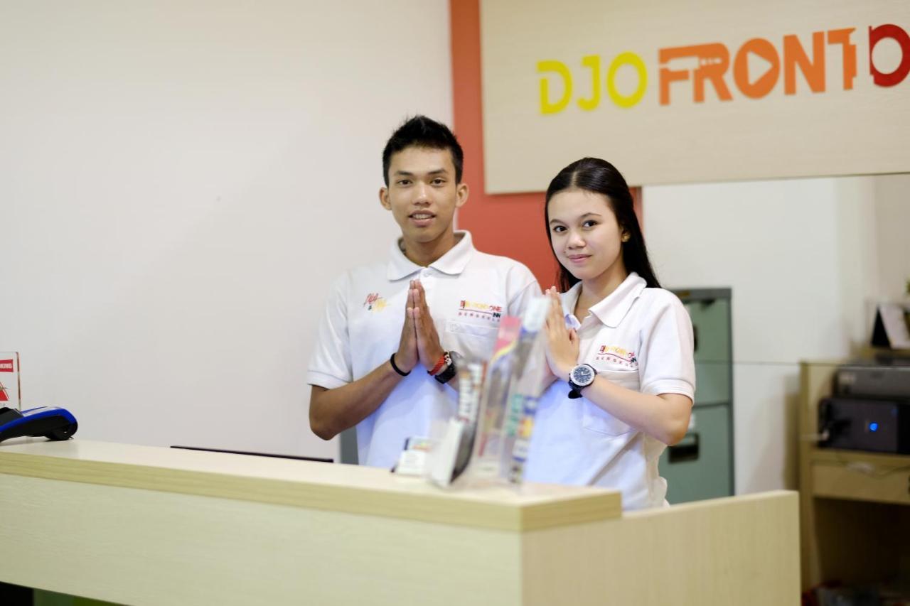 Djo Front One Inn Bengkulu Zewnętrze zdjęcie