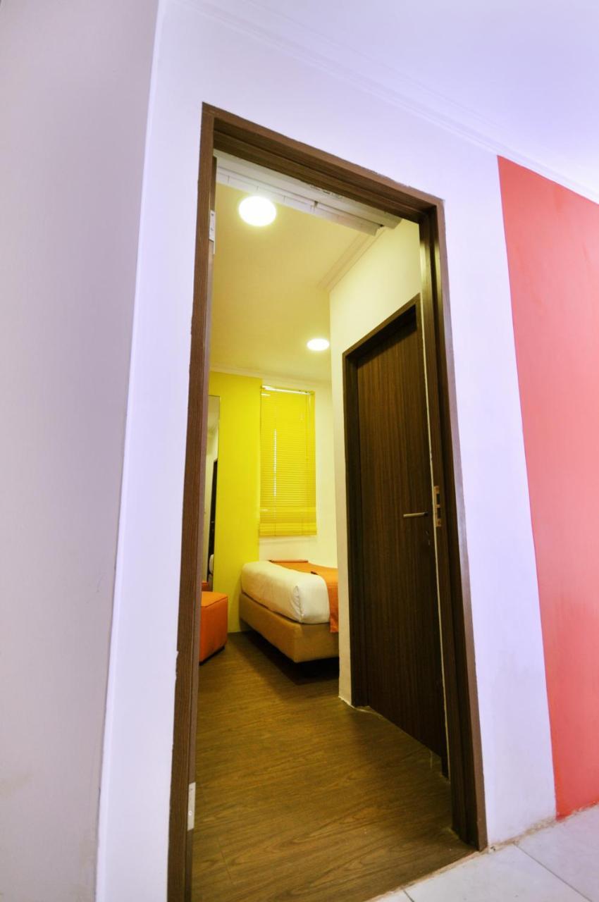 Djo Front One Inn Bengkulu Zewnętrze zdjęcie